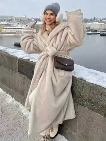 Faux Fur Coats Long Sleeves Chic Oversized Hooded Light Apricot Women Coat