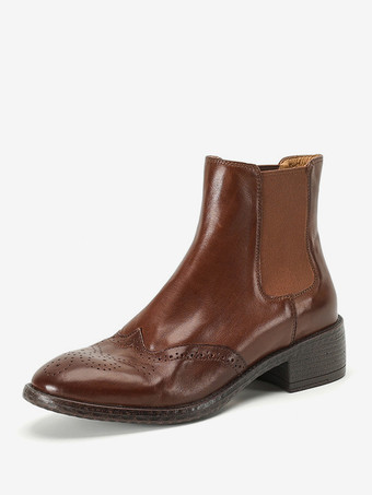 ブラウン コーヒーブラウンのチェルシーブーツ ラウンドトゥ ブローグディテール アンクルブーツ