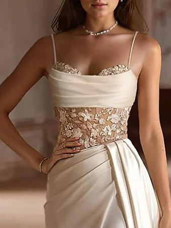 ヴィンテージウェディングドレスデザインネックラインノースリーブエンパイアウエストレーストレーン付きレースブライダルガウン