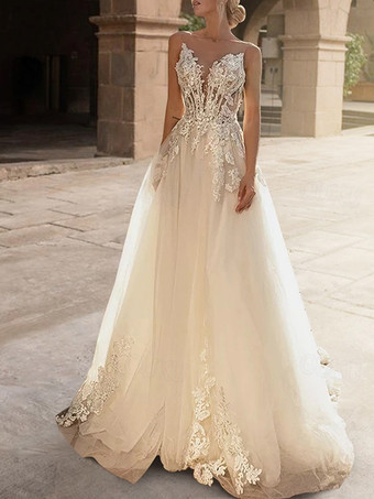 ヴィンテージウェディングドレス Vネック ハーフスリーブ チュール トレーン付き レース ブライダルドレス