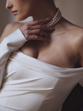 シンプルなウェディングドレス マーメイド バトーネック ロングスリーブ プリーツ 30cm ブライダルドレス