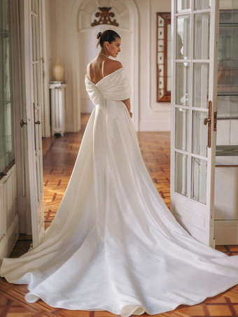 シンプルなウェディングドレス ポリエステルデザインネックライン ノースリーブ リボン ボールガウン 50cm ブライダルドレス