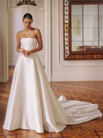 シンプルなウェディングドレス ポリエステルデザインネックライン ノースリーブ リボン ボールガウン 50cm ブライダルドレス