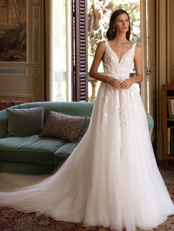 ホワイトボヘミアン ウェディングドレス レース スパンコール ボールガウン トレーン付き ナチュラルウエスト オフショルダー ジッパー ノースリーブ Vネック アイボリー