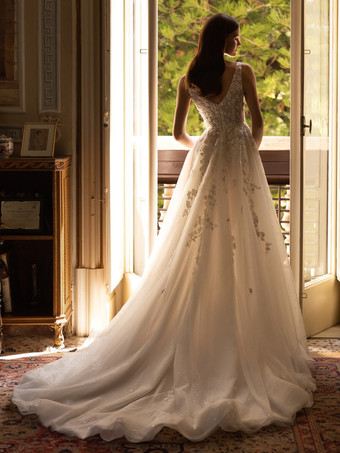 ボヘミアン ウェディングドレス レース スパンコール ボールガウン トレーン付き ナチュラルウエスト オフショルダー ジッパー ノースリーブ Vネック アイボリー