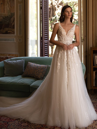 ボヘミアン ウェディングドレス レース スパンコール ボールガウン トレーン付き ナチュラルウエスト オフショルダー ジッパー ノースリーブ Vネック アイボリー