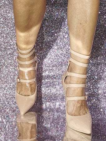 レディース ハイヒール プラスサイズ ヌード ポインテッドトゥ バックルディテール パンプス