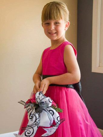 ウェディング フラワーガールドレス 特別な日のドレス ピーチ ノースリーブ リボン