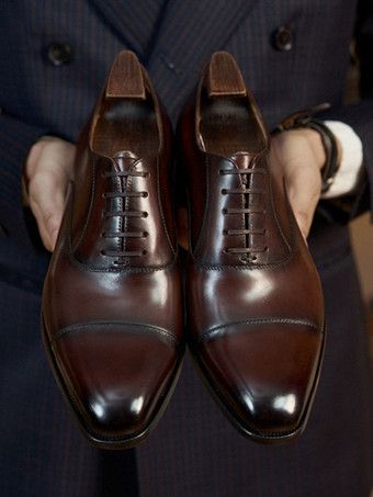 男性用ドレスシューズ 高品質スクエアトゥレザーブローグフォーマルウェディングシューズ