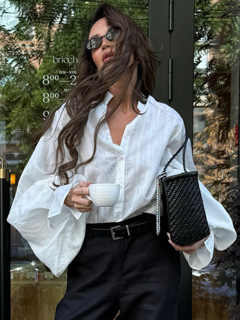Bianco Camicetta per donna bianca oversize con scollo gioiello e maniche lunghe chic in poliestere