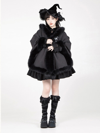 ゴシックロリータポンチョ ホワイトポリエステルポンポン 秋ロリータアウター