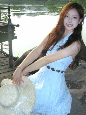 サマードレス ノースリーブ ホルターネック シックなショートドレス レディース