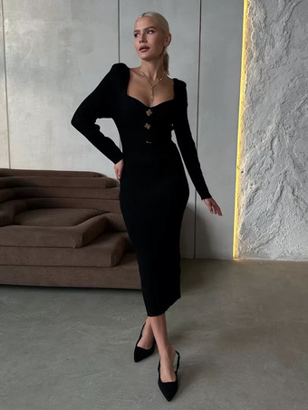 ブラック ニットドレス 快適なボタン スクエアネック 長袖 ポリエステル