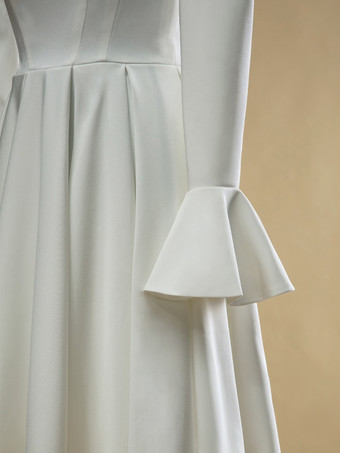 ショートウェディングドレス スクエアネック 長袖 Aライン ショート ショートブライダルドレス