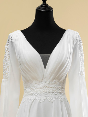 シンプルなウェディングドレス Aライン Vネック 長袖 カットアウト 40cm ブライダルガウン