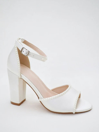 チャンキーヒールのウェディングシューズ ホワイトパールのオープントゥブライダルシューズ