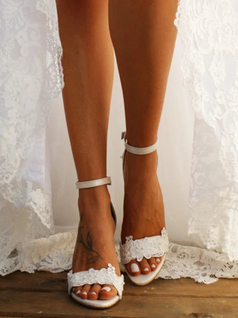 レースブライダルサンダル ホワイトオープントゥ刺繍入りウェディングサンダル