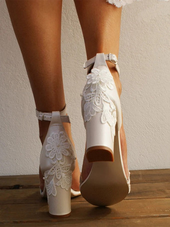 レースブライダルサンダル ホワイトオープントゥ刺繍入りウェディングサンダル