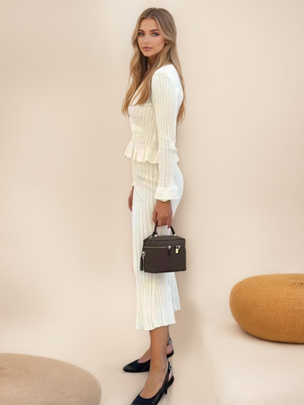 レディース向けニット2ピースコーデセット Vネックベルスリーブトップスとマーメイドスカート 春コーデ 2025