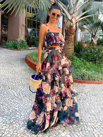 ダークネイビーノースリーブクロップトップとティアードハイウエストスカートのプリントリゾート2ピースコーデセット2025