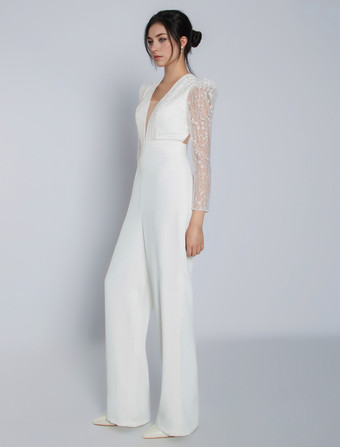 アイボリーブライダルジャンプスーツ ストレッチクレープレース フロアレングス Aライン Vネック 長袖 ウエスト上げ ウェディングジャンプスーツ 無料カスタマイズ