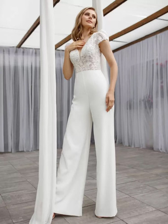 ブライダルジャンプスーツ サテン生地 レース 床長さのジャンプスーツ Vネック 半袖 ナチュラルウエスト アイボリー