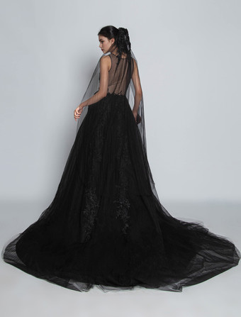 ブラックロイヤルウェディングドレスレースAラインノースリーブアップリケチャペルトレインブライダルドレス無料ベールと手袋無料カスタマイズ