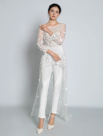 ホワイトのシンプルなウェディングジャンプスーツ ジュエルネック 長袖 レース Aライン ブライダルジャンプスーツ 無料カスタマイズ