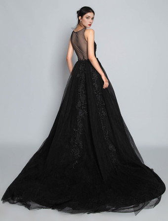 ブラックロイヤルウェディングドレスレースAラインノースリーブアップリケチャペルトレインブライダルドレス無料ベールと手袋無料カスタマイズ