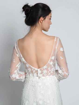 ホワイトのシンプルなウェディングジャンプスーツ ジュエルネック 長袖 レース Aライン ブライダルジャンプスーツ 無料カスタマイズ