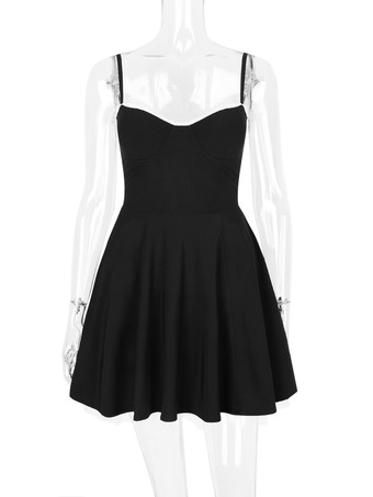 ソフトピンクのスケータードレス、調節可能なスパゲッティストラップ、レイヤード卒業パーティーショートドレス