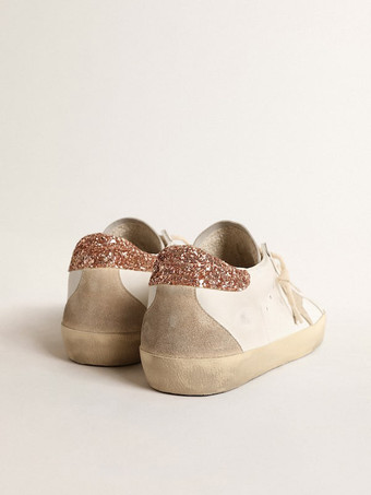 Baskets de skate écrues et blanches pour femmes chaussures plates décontractées à bout rond