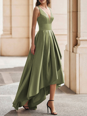 セージグリーンカクテルドレス ゴージャスなAライン Vネック サテン パーティードレス 無料カスタマイズ