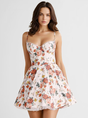 ホワイト ソフトピンクのスケータードレス、調節可能なスパゲッティストラップ、レイヤード卒業パーティーショートドレス