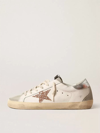 dorado Zapatillas de skate con parches de purpurina y punta redonda para mujer en color blanco crudo