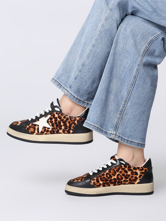 Zapatillas de skate para mujer Zapatillas con cordones y estampado de leopardo en color caqui