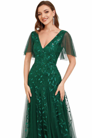 Abito da ballo a trapezio con scollo a V in pizzo senza maniche Abiti da ospite di nozze