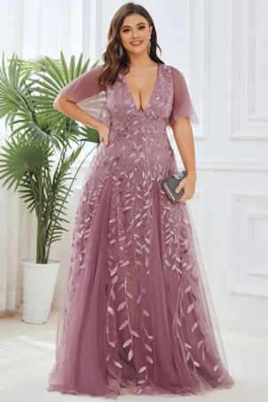 Abito da ballo a trapezio con scollo a V in pizzo senza maniche Abiti da ospite di nozze