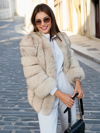 ふわふわフェイクファーコート クルーネック 冬 エコフレンドリー ファージャケット レディース 2025