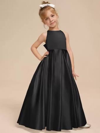 ブラック ホワイトフラワーガールドレス アイボリーサテン生地 ノースリーブ Vネックフラワーガールドレス