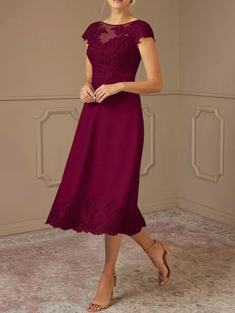 バーガンディー花嫁の母のドレス レース装飾 ケープスリーブ ティーレングス ウェディングパーティードレス