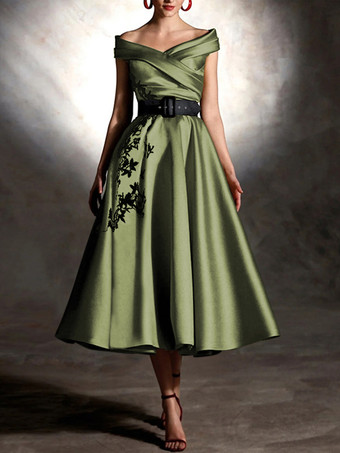 セージグリーンプロムドレス サテン生地 デザインネックライン ボールガウン 半袖 アップリケ パーティードレス