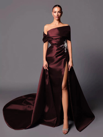 バーガンディーイブニングドレス Aライン オフショルダー トレーン付き ノースリーブ レースアップ プリーツ サテン生地 社交ページェントドレス