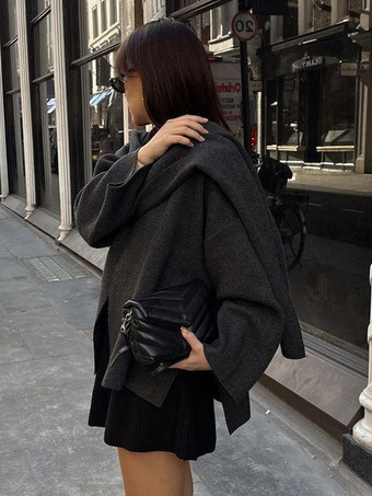 女性のための黒のセーター長袖非対称ネック カーディガン