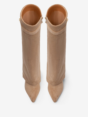 スエードニーハイブーツ アプリコット ポインテッドトゥ バックルディテール ジップアップ チャンキーヒールブーツ