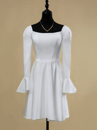 ホワイトショートウェディングドレス スクエアネック 長袖 Aライン ショート ショートブライダルドレス