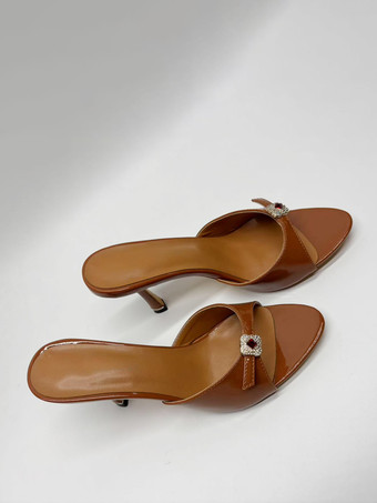 ブラウンのハイヒールミュール、オープントゥ、ラインストーン、バックレスハイヒールサンダル