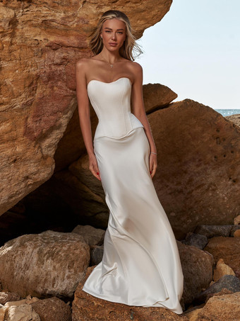 ツーピースウェディングドレス バスクウエストコルセット サテン生地 スウィートハートネック シース トレーン付き ストラップレス レースアップ ノースリーブ ロング 20cm アイボリー