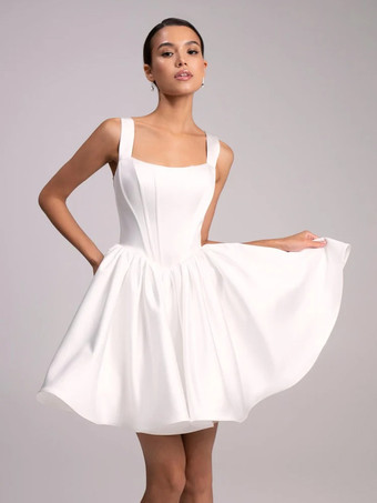 アイボリーブライダルミニドレス ショートウェディングドレス スクエアネック ノースリーブ ショート ナチュラルウエスト サテン生地 ブライダルガウン