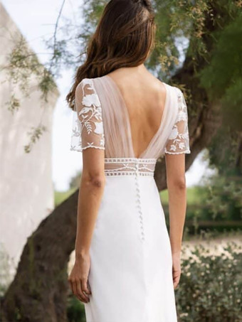 シンプルなウェディングドレス ボールガウン Vネック 半袖 カットアウト 20cm ブライダルガウン